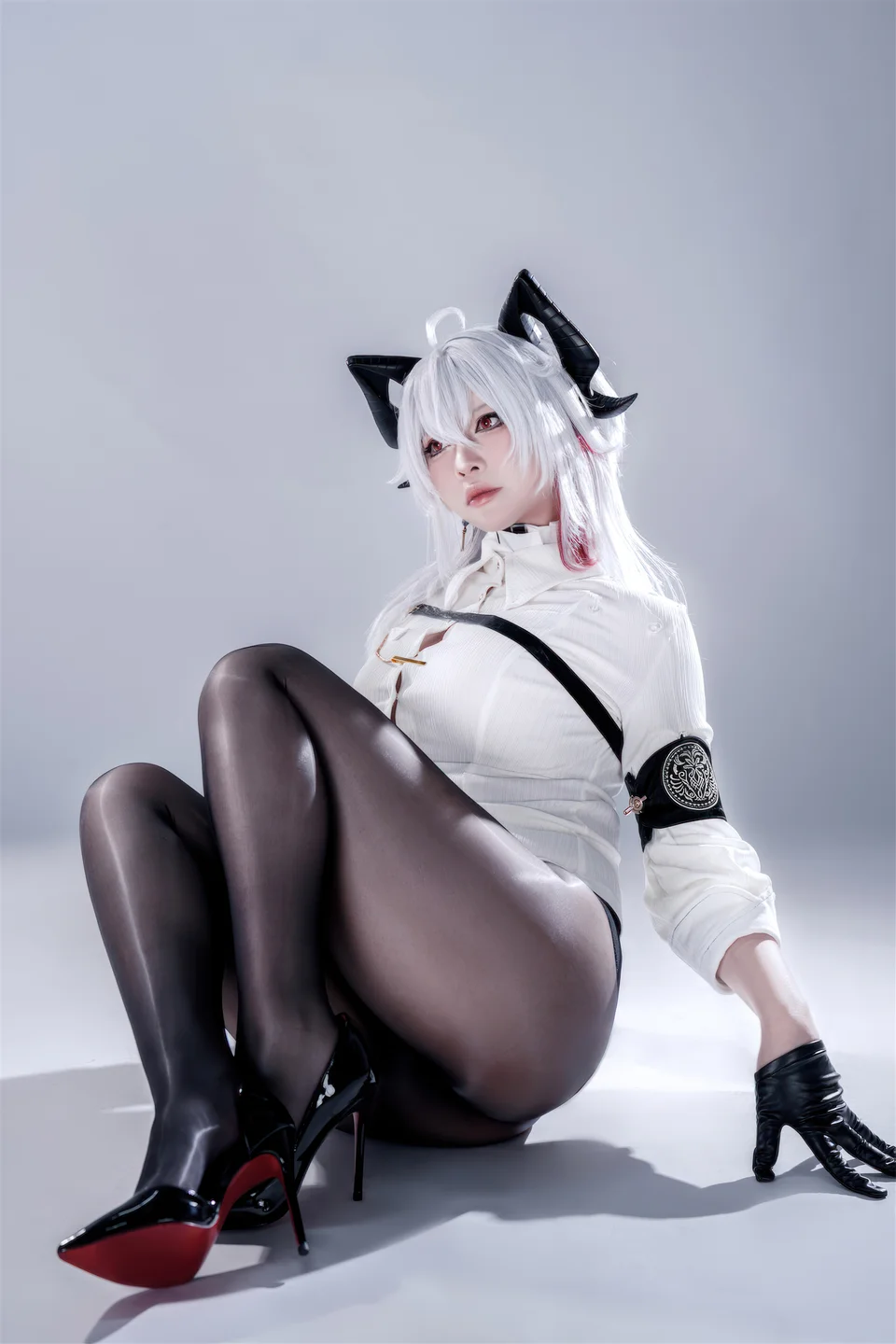 半半子 - No.101 鸣潮·赞妮 [57P-202MB] tg@simisebaisi 【丝足阁】035.webp